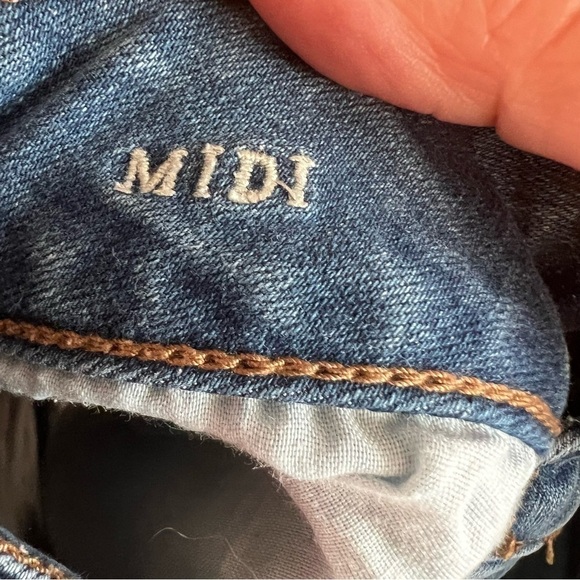 AEO MIDI Cuffed Denim Shorts - Picture 5 of 6